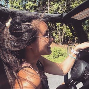 Meet your Posher, Becca